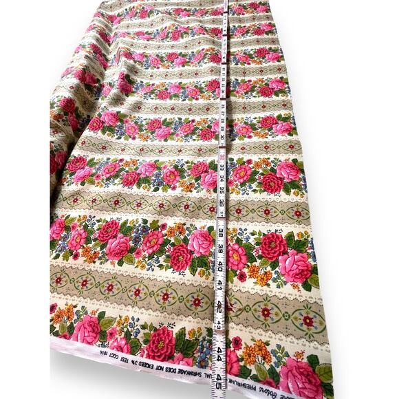 6.5 yds Vtg House 'N Home Fabrics & Draperies Decorator floral Upholstery Fabric - Picture 10 of 16